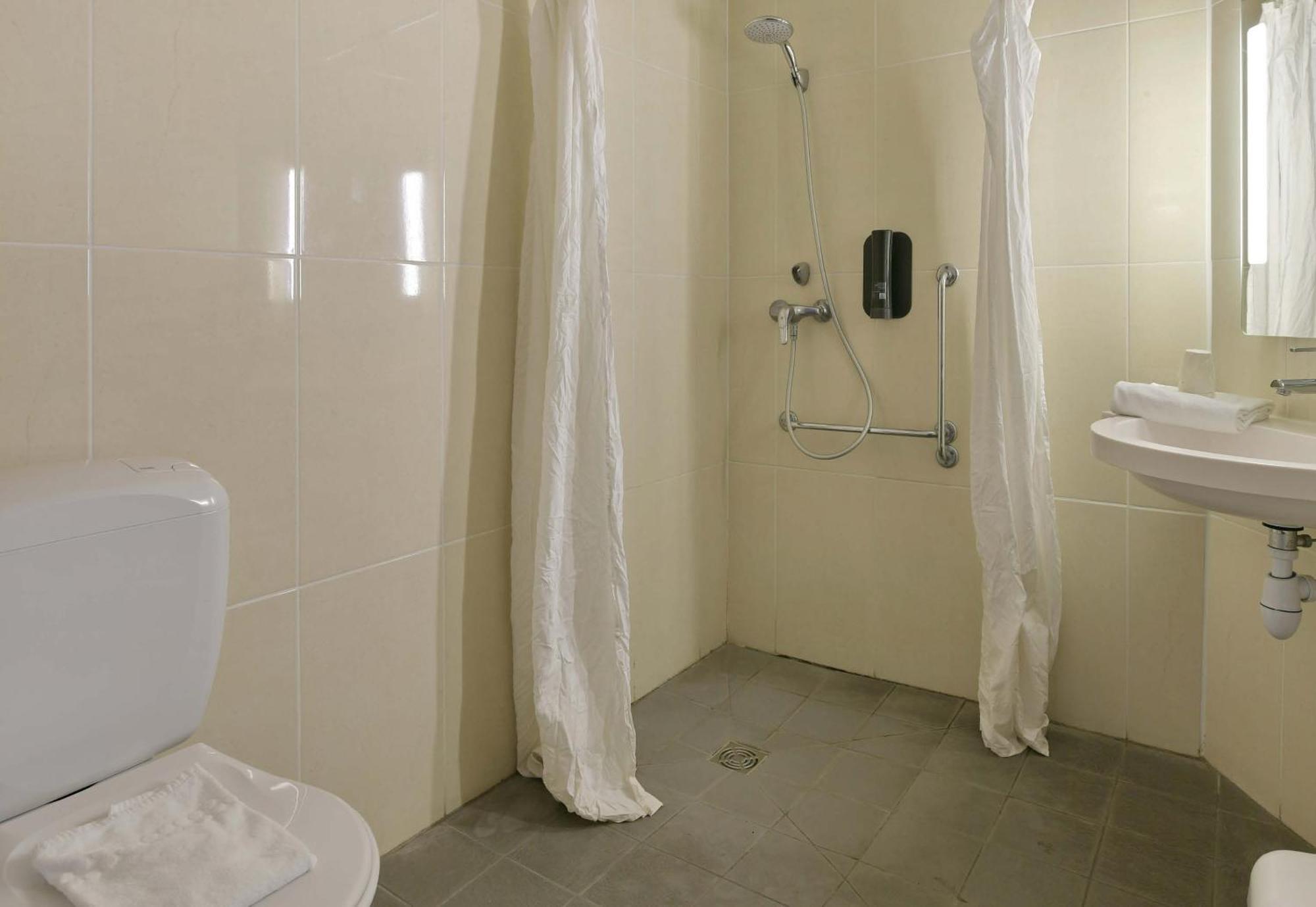 B&B Hotel Le Mans Nord 1 Saint-Saturnin  Zewnętrze zdjęcie